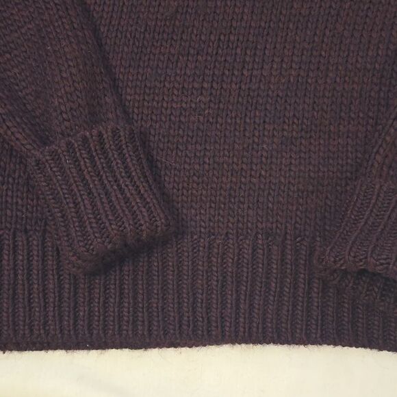 Club monaco cherry red,knitted sweater size medium - Picture 4 of 11